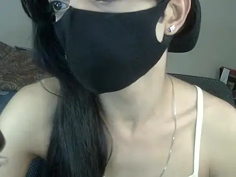 YourCDBitch online show from 10/04/25, 08:10