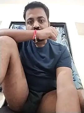 Vij717 online show from 09/28/25, 04:08