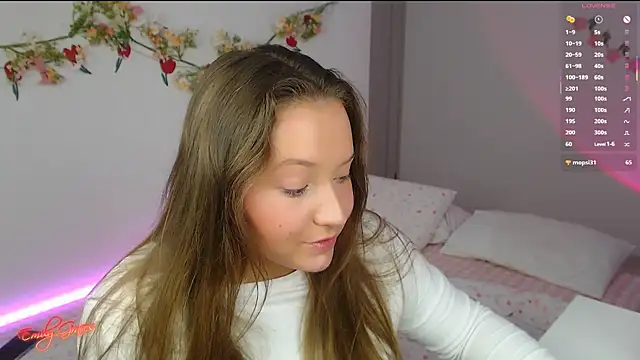 EmilyxxGraces online show from 04/21/26, 01:42