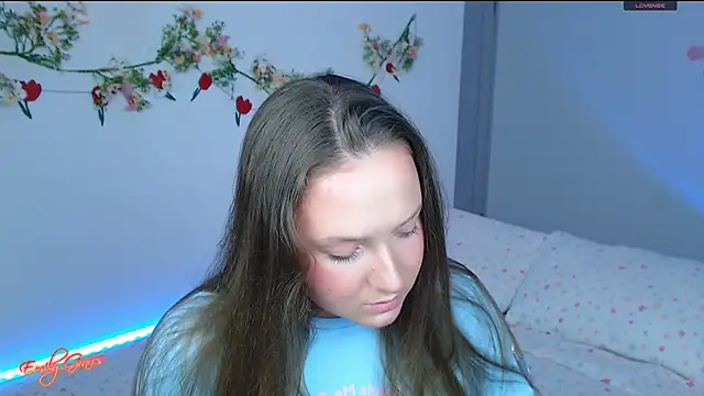 EmilyxxGraces online show from 04/23/26, 08:54