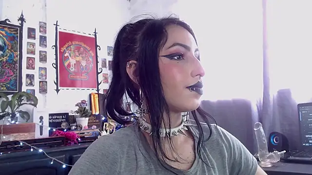 Nyx Blackmoon online show from 02/21/25, 12:38