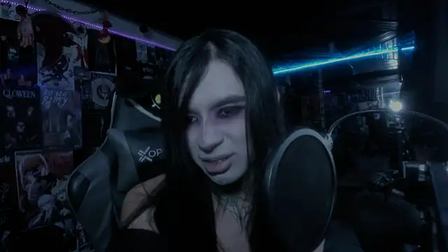 Snapshot of rotten_dreams chatting on 02/23/25, 03:08 rotten dreams online show from 02/23/25, 03:08