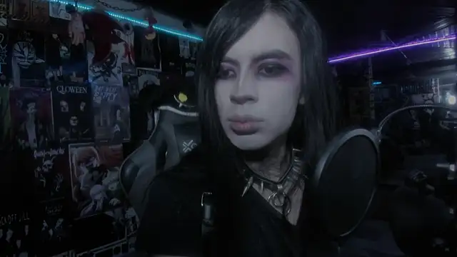 Snapshot of rotten_dreams chatting on 02/26/25, 11:41 rotten dreams online show from 02/26/25, 11:41