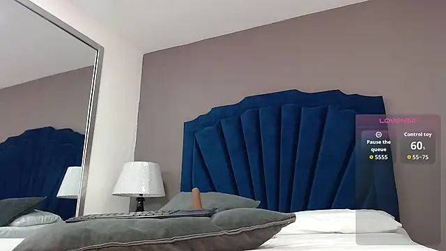 Snapshot of KatiaFosterr chatting on 11/14/25, 12:20 KatiaFosterr online show from 11/14/25, 12:20