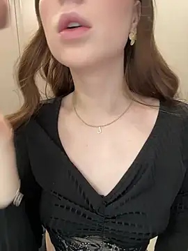 Jackie White  online show from 02/28/25, 04:20