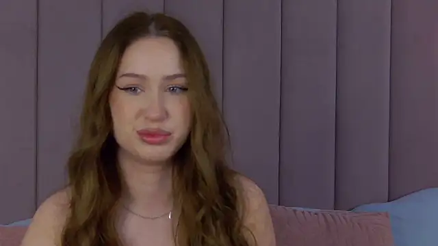 Jackie White  online show from 09/24/25, 03:13