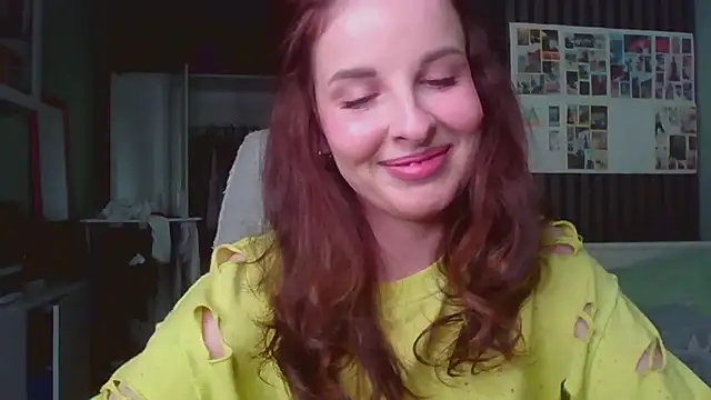 MollyBer online show from 05/28/26, 06:47