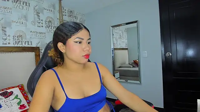 MELINAMARTINS online show from 12/19/25, 07:38