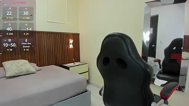 MELINAMARTINS online show from 09/25/25, 07:42