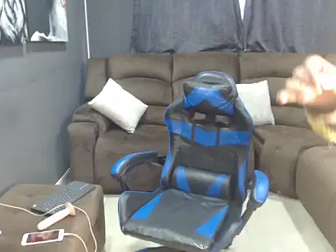 mchissexx online show from 09/23/25, 11:28