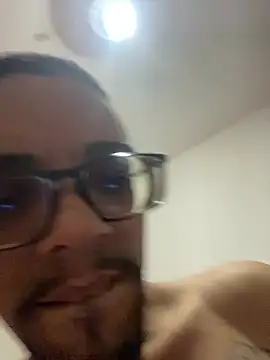 Snapshot of Diegodelicia chatting on 07/09/26, 04:13 Diegodelicia online show from 07/09/26, 04:13