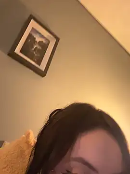 ValentinaOrtiz3 online show from 07/02/26, 03:23