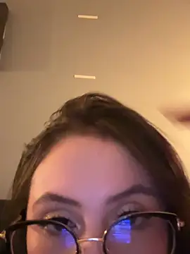 ValentinaOrtiz3 online show from 07/07/26, 01:41