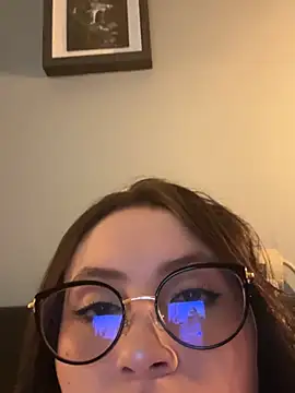 ValentinaOrtiz3 online show from 07/04/26, 11:53