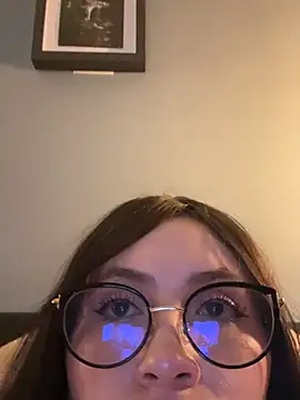 ValentinaOrtiz3 online show from 07/03/26, 04:08