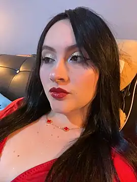 ValentinaOrtiz3 online show from 11/01/25, 12:17