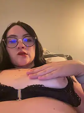 ValentinaOrtiz3 online show from 02/14/26, 03:29