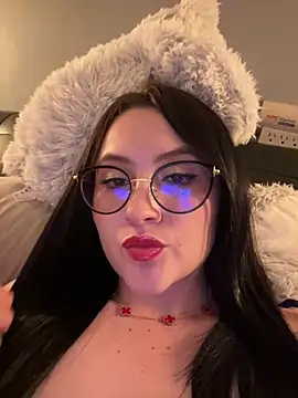 ValentinaOrtiz3 online show from 02/24/26, 11:49