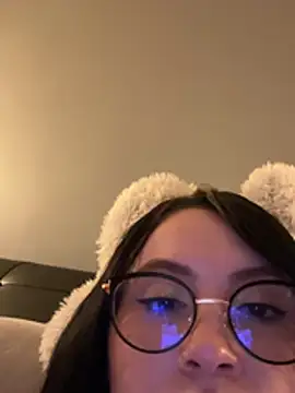 Snapshot of ValentinaOrtiz3 chatting on 03/03/26, 02:29 ValentinaOrtiz3 online show from 03/03/26, 02:29