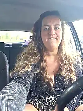 justtess online show from 04/23/26, 05:58