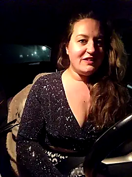 justtess online show from 12/15/25, 10:15