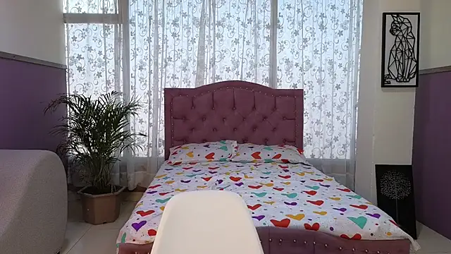 sweet ahinara online show from 09/13/25, 08:53