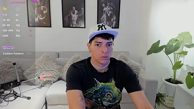  JacobMiller   online show from 02/11/25, 08:10