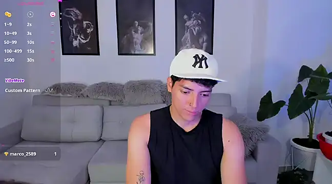  JacobMiller   online show from 03/02/25, 12:42