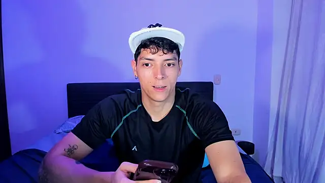  JacobMiller   online show from 04/06/26, 10:55