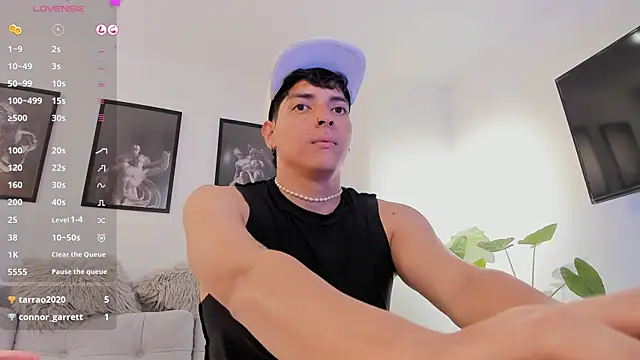  JacobMiller   online show from 02/10/25, 08:42