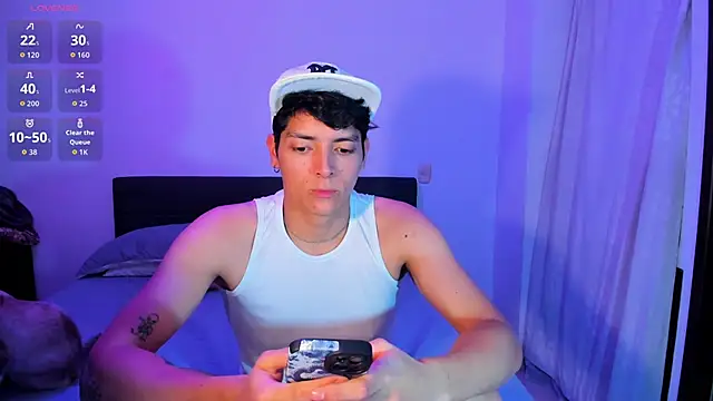  JacobMiller   online show from 12/04/25, 10:20