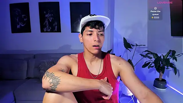  JacobMiller   online show from 04/14/26, 03:55