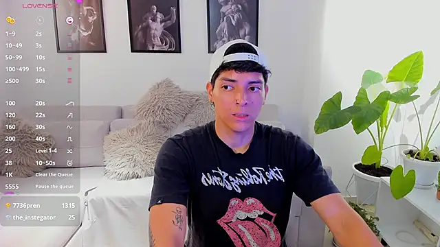  JacobMiller   online show from 02/26/25, 12:20