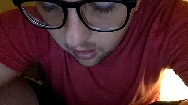 Snapshot of Milflover96 chatting on 02/26/25, 05:03 Milflover96 online show from 02/26/25, 05:03