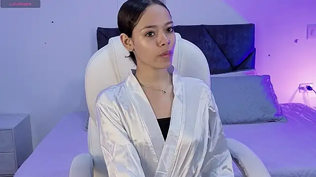 sara sharma  online show from 12/01/25, 01:56