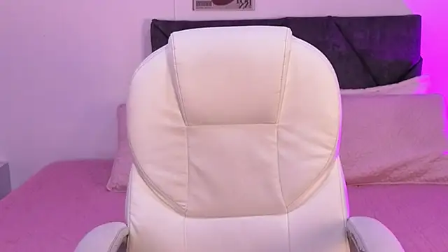 sara sharma  online show from 09/29/25, 03:50