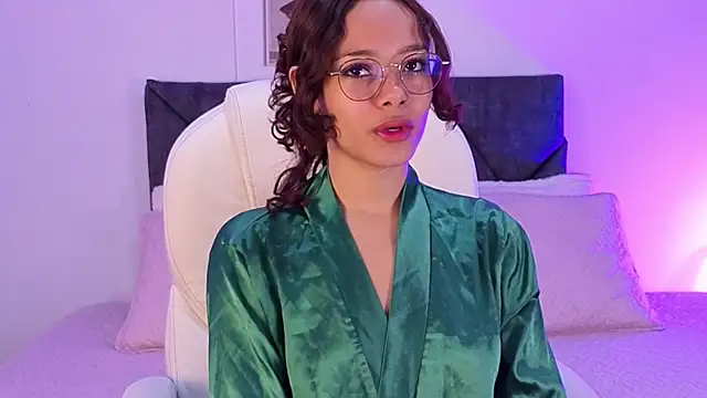 sara sharma  online show from 09/23/25, 02:13