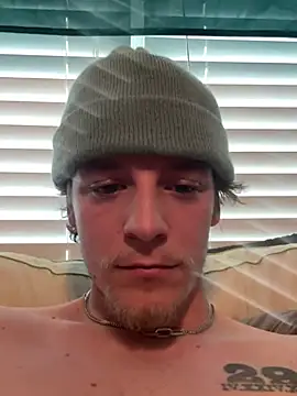 Snapshot of theycallmes3x chatting on 02/18/25, 04:58 theycallmes3x online show from 02/18/25, 04:58