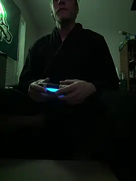 Snapshot of theycallmes3x chatting on 03/04/26, 05:26 theycallmes3x online show from 03/04/26, 05:26