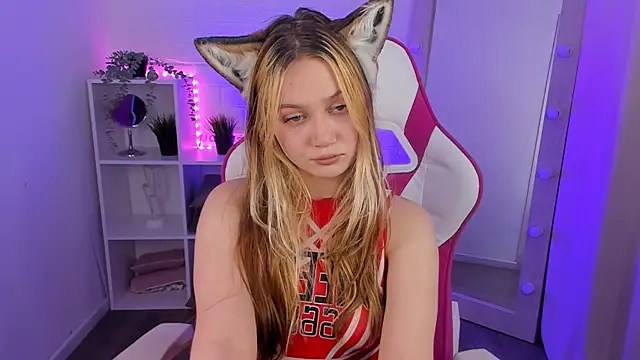 SweetieAngela online show from 10/19/25, 02:20
