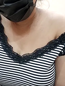 Sangitalive online show from 11/04/25, 04:55