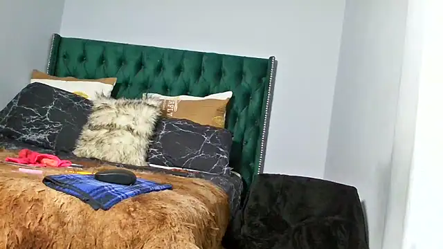 victora3 online show from 02/23/26, 01:33