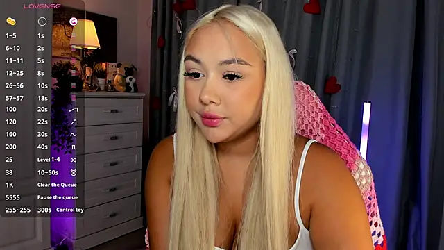  Loneve   online show from 04/08/26, 03:46