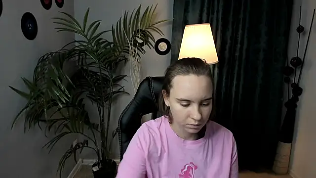 Lika 0ne online show from 12/04/25, 12:04