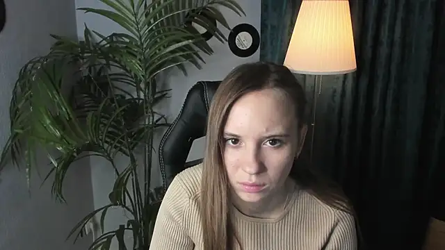 Snapshot of Lika_0ne chatting on 03/11/25, 12:17 Lika 0ne online show from 03/11/25, 12:17