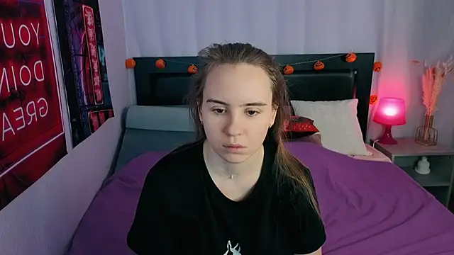 Lika 0ne online show from 11/17/25, 11:58