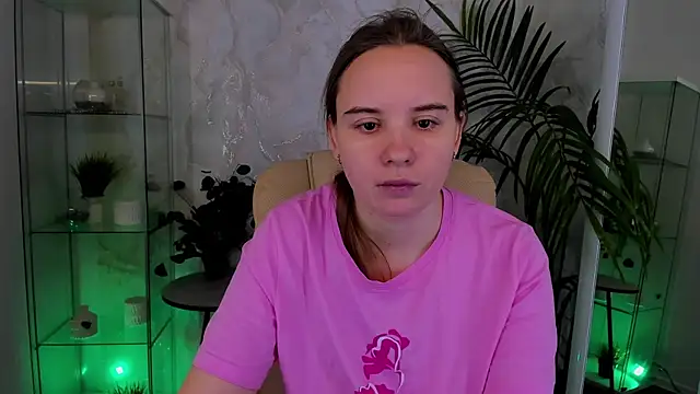 Lika 0ne online show from 01/11/26, 12:12