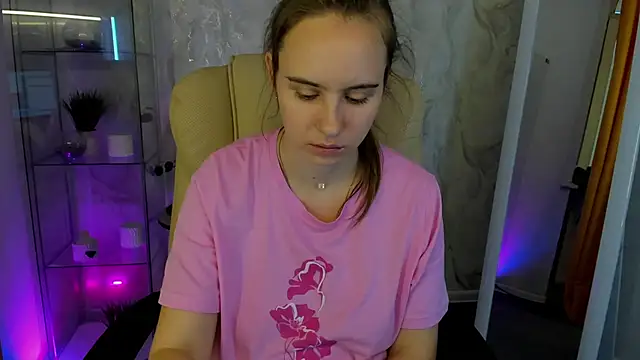 Lika 0ne online show from 10/26/25, 11:10