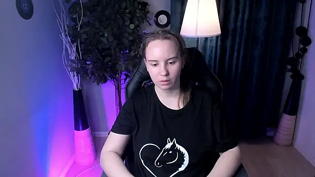 Lika 0ne online show from 04/25/26, 02:47