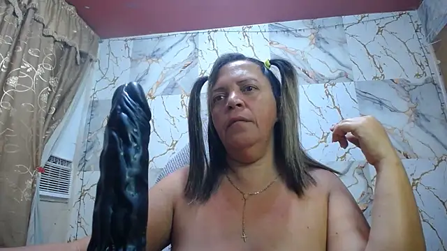 Snapshot of alina_maturehot chatting on 06/22/26, 06:10 alina maturehot online show from 06/22/26, 06:10